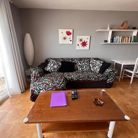 Daruma 1-bedroom With Sea Views *