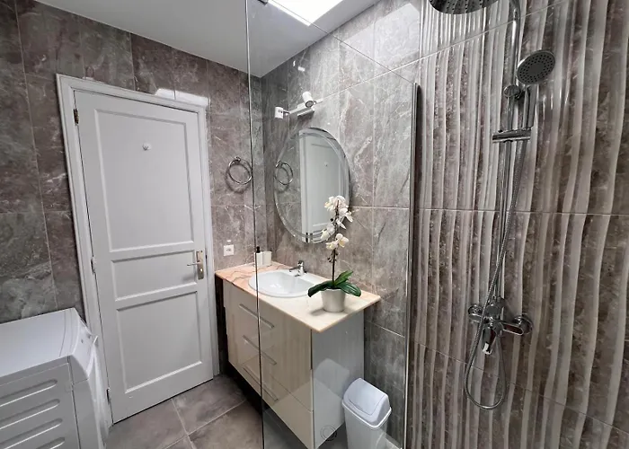 Daruma 1-bedroom With Sea Views