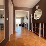 Daruma 1-bedroom With Sea Views Apartment