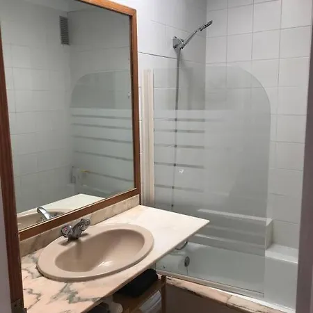 Daruma 1-bedroom With Sea Views *