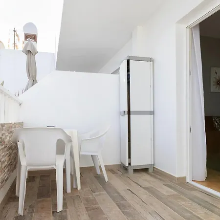 Daruma 1-bedroom With Sea Views 公寓 *