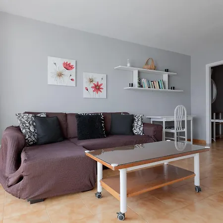 Daruma 1-bedroom With Sea Views