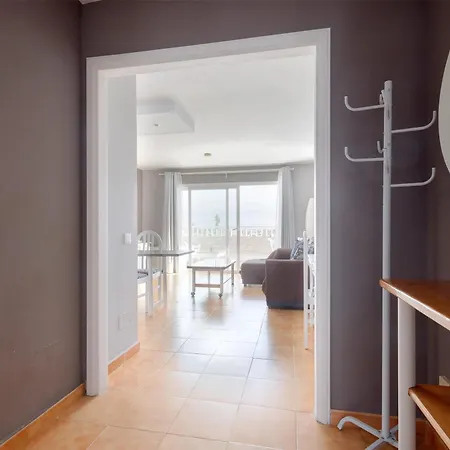 Daruma 1-bedroom With Sea Views 科斯塔特吉塞