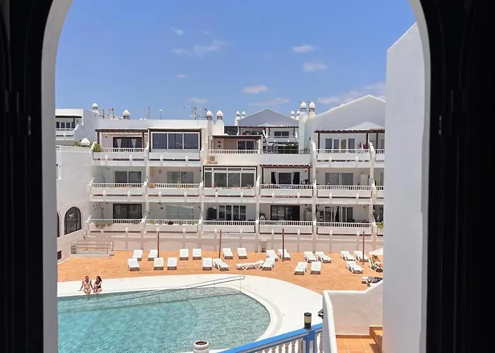 Daruma 1-bedroom With Sea Views *